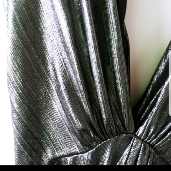 Katie May twisted silver dress - Picture 6 of 8